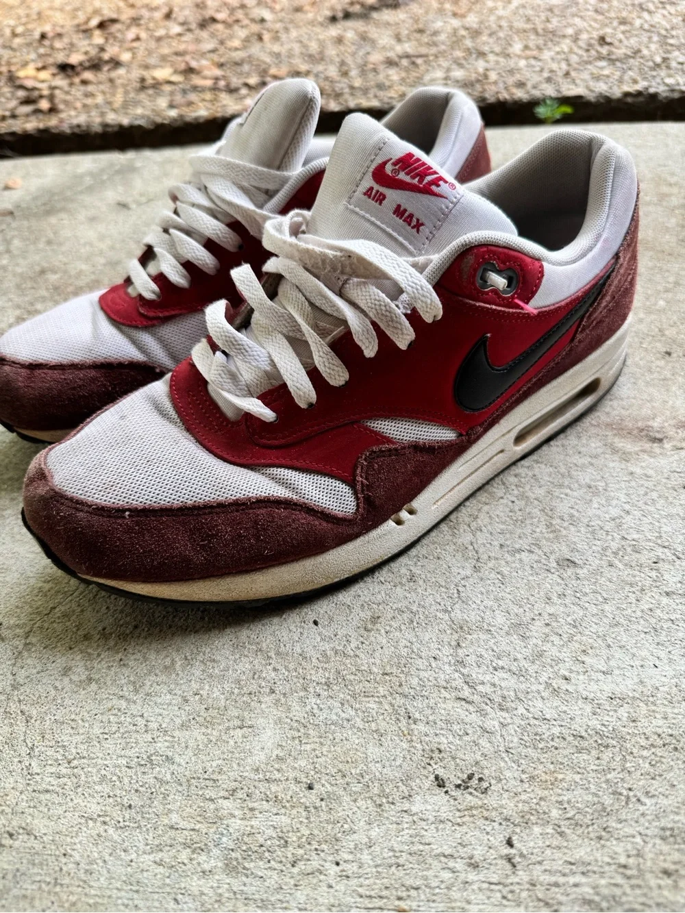 Nike Men's AIR MAX 1 - maroon red RARE clrway - size 11